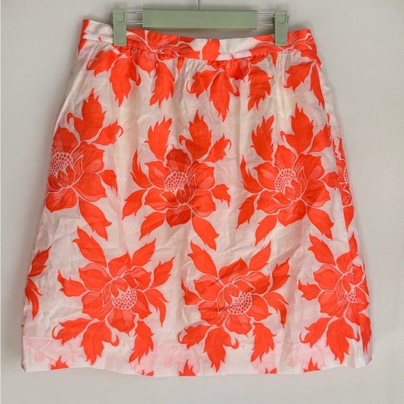 Dresses & Skirts - J. Crew Floral Skirt • NWT • Women’s size 8